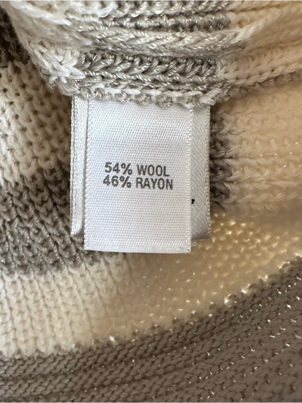 St. John Striped Knit Peplum Top Limestone Grey White Sleeveless Tank Wool M - Picture 4 of 7